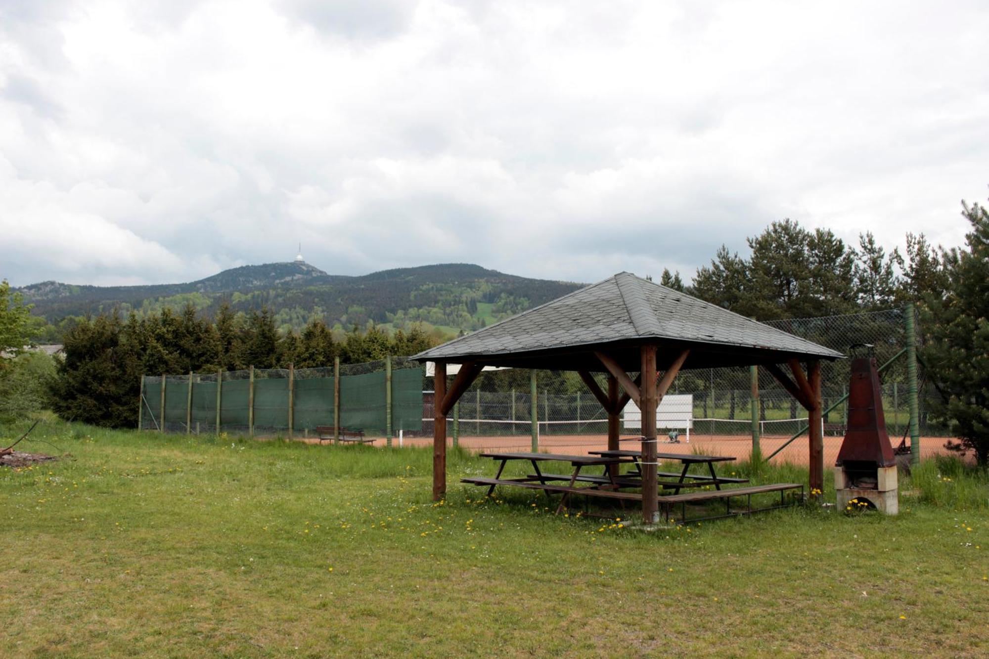 Penzion Hodky Svetla pod Jestedem Bagian luar foto